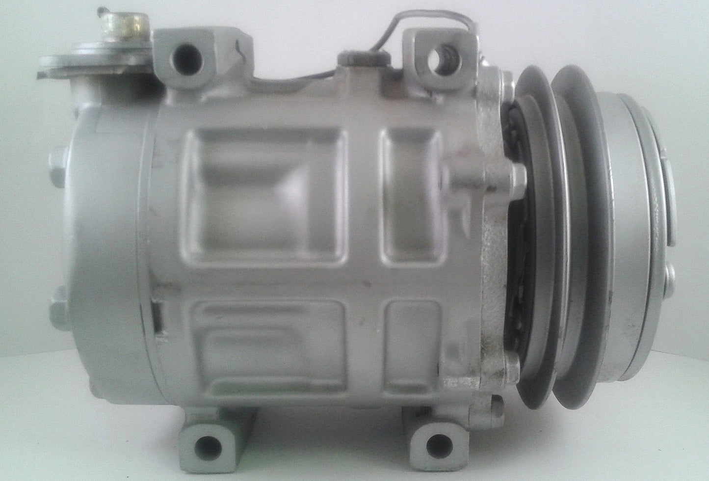 A/C Compressor For 86-88 Mazda RX-7 1.3L Ready Aire 2204 w/ Sanden SD708 Clutch